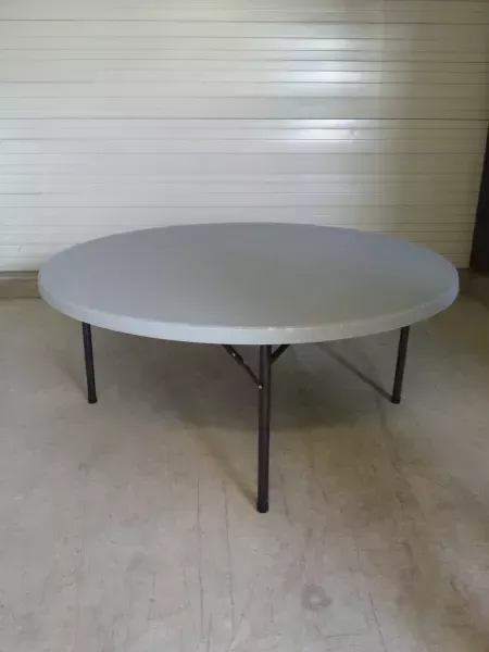 Table ronde 180cm (10 personnes)