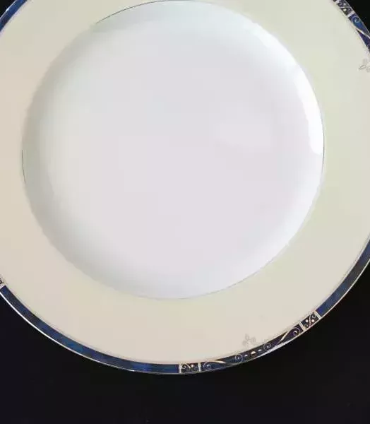 Assiette liseret bleu 27cm